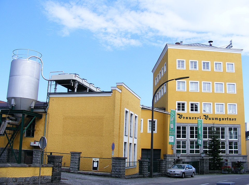 Datei:Brauerei Baumgartner (Schärding) 2.jpg